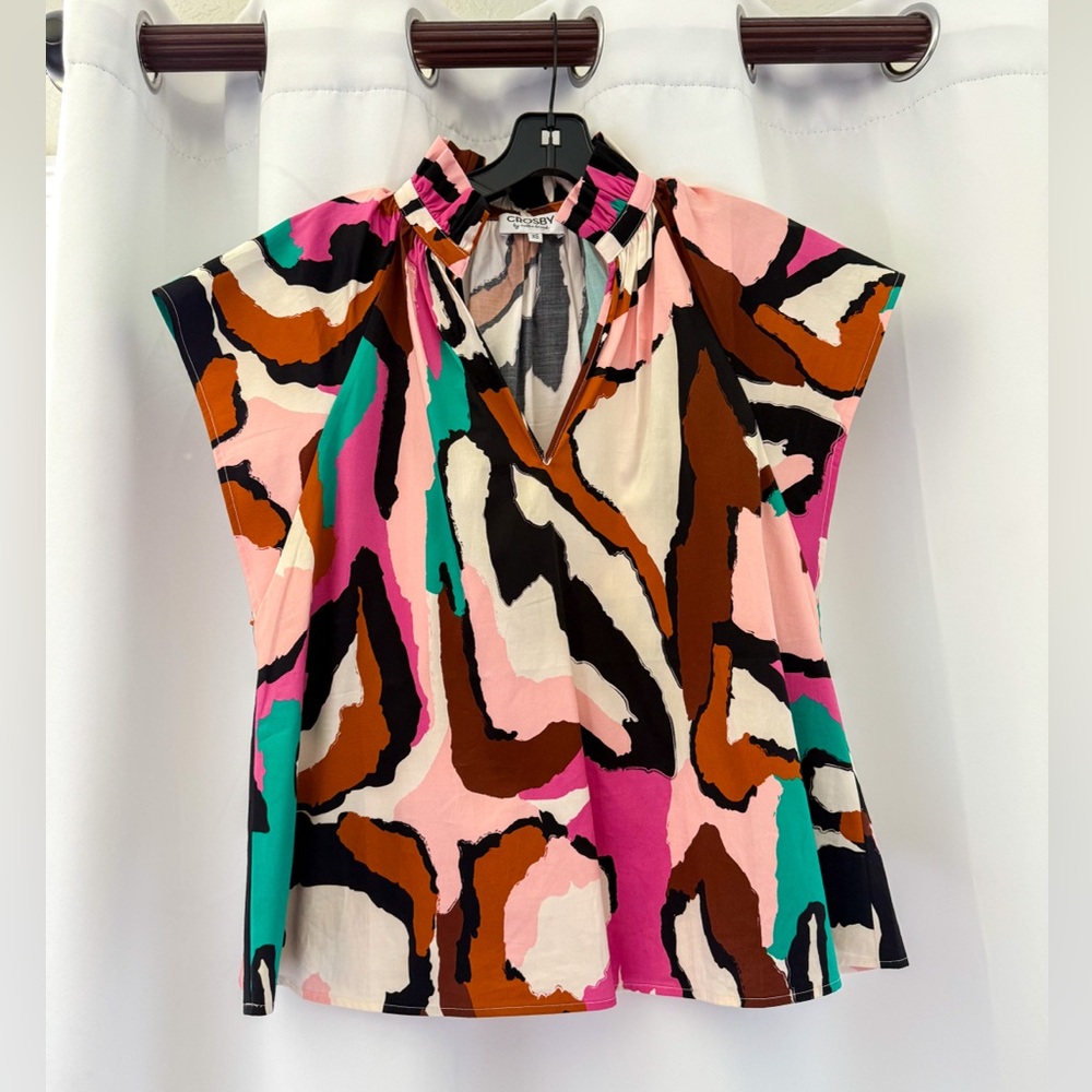 CROSBY by Mollie Burch Wilkes Top In Motion